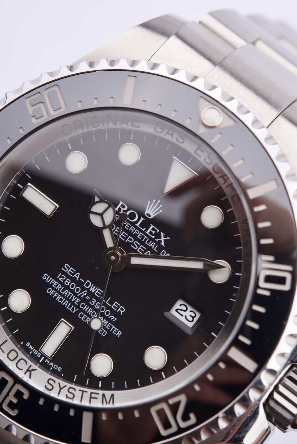 Rolex Sea-Dweller 136660
