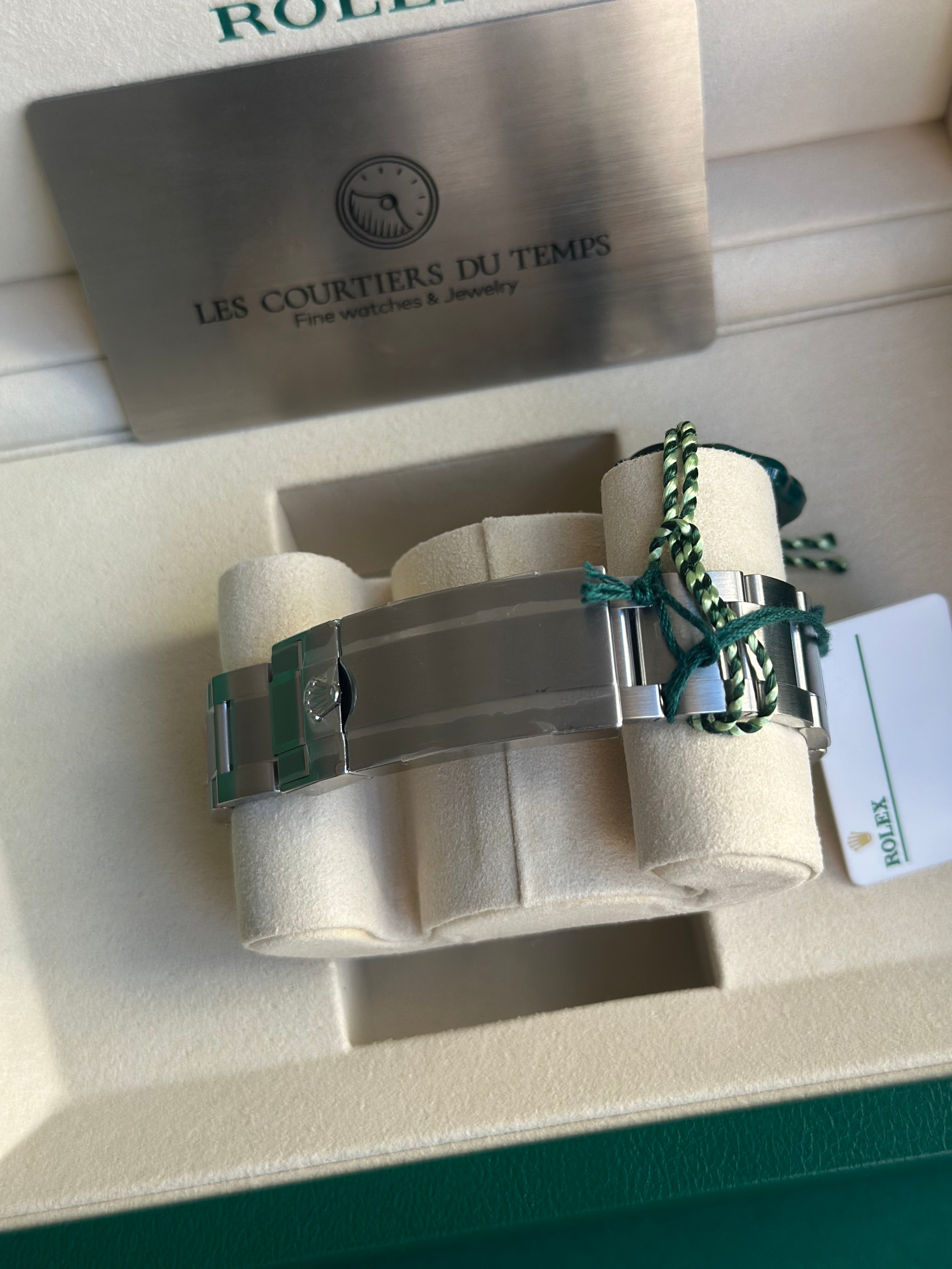 Rolex Submariner Date