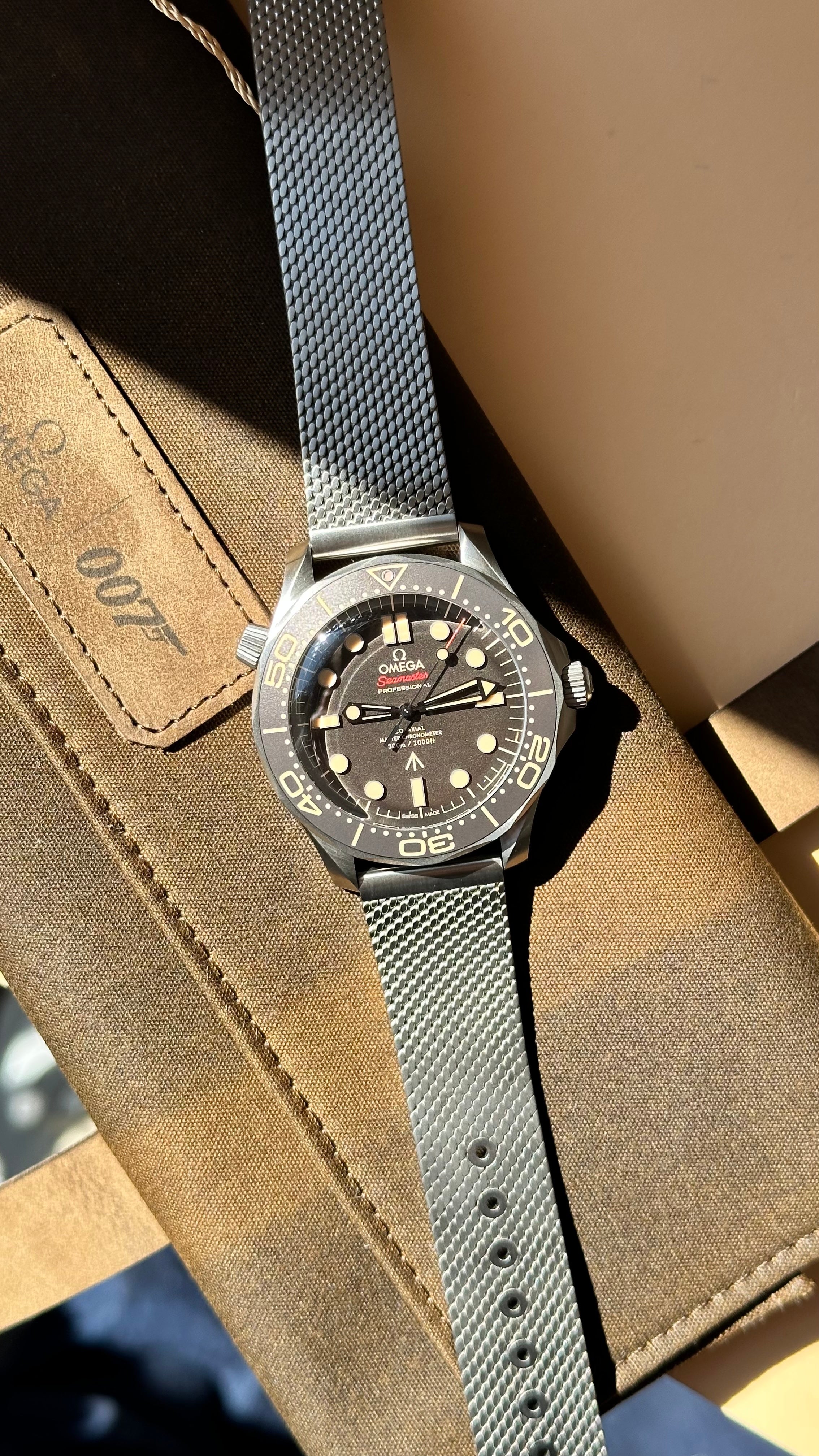 Omega James Bond
