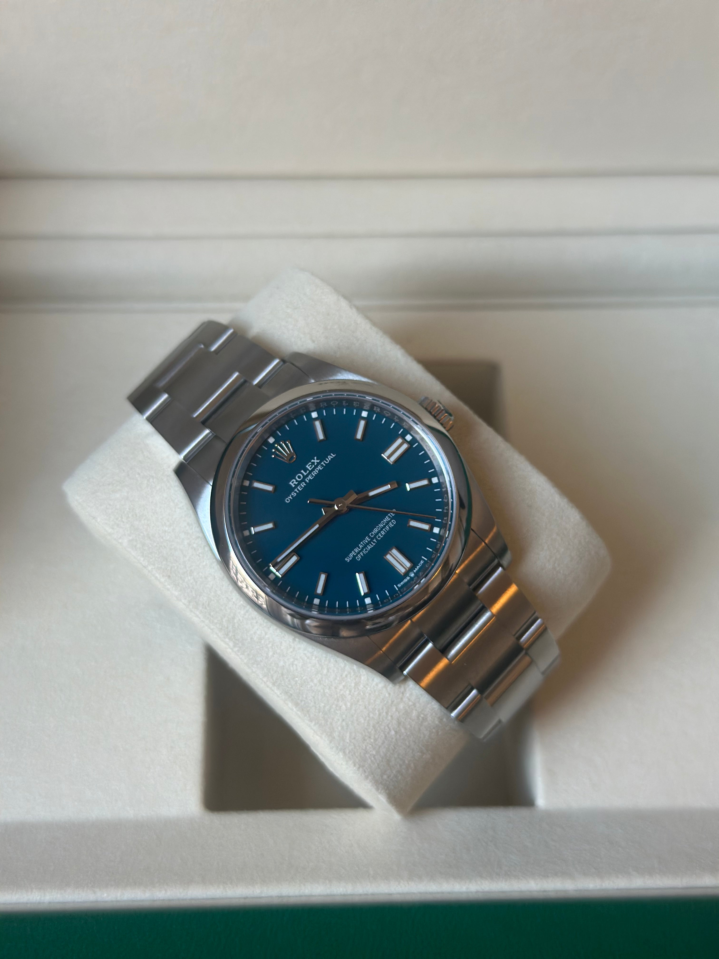 Rolex 126000 Oyster