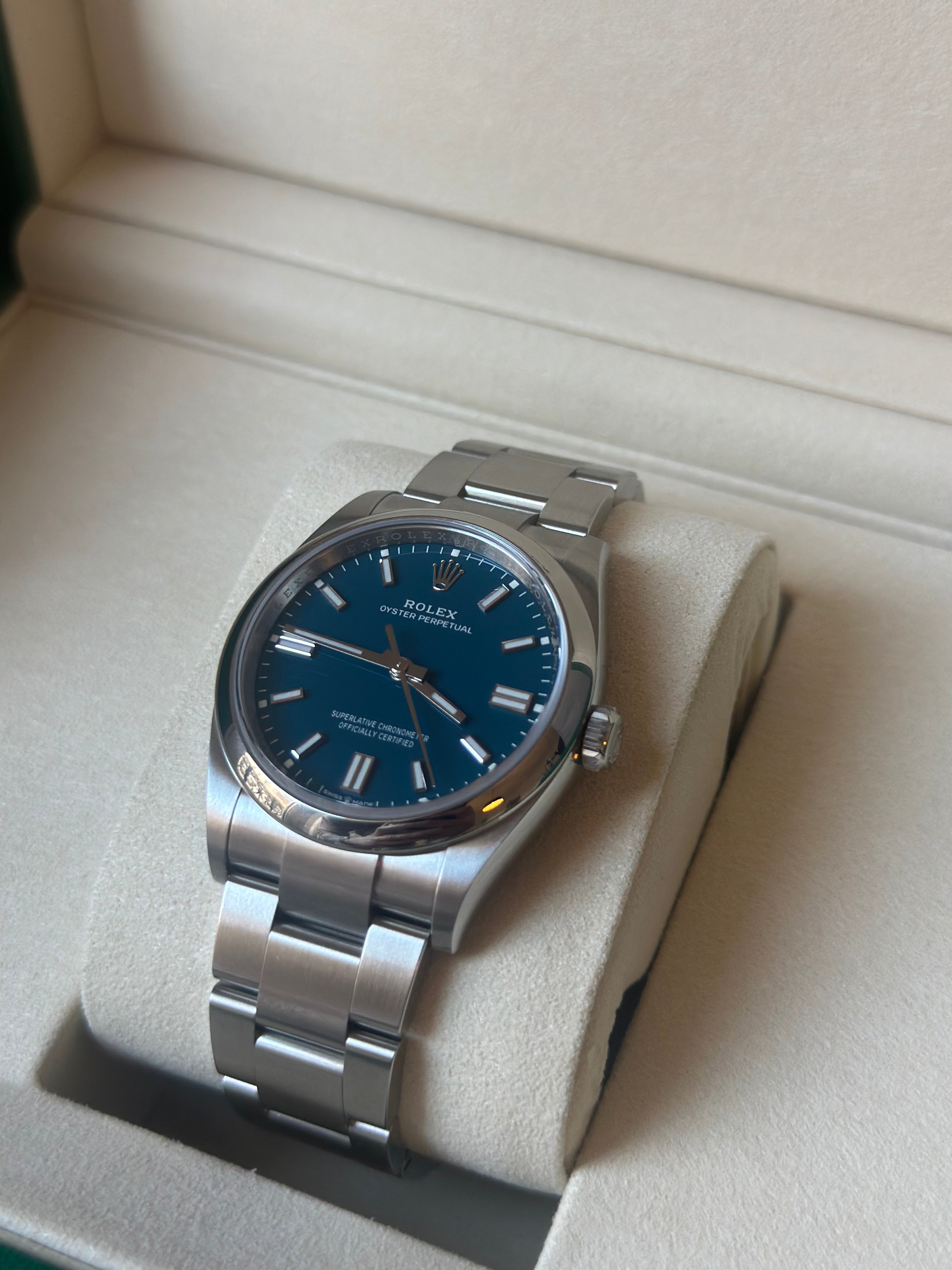 Rolex 126000 Oyster