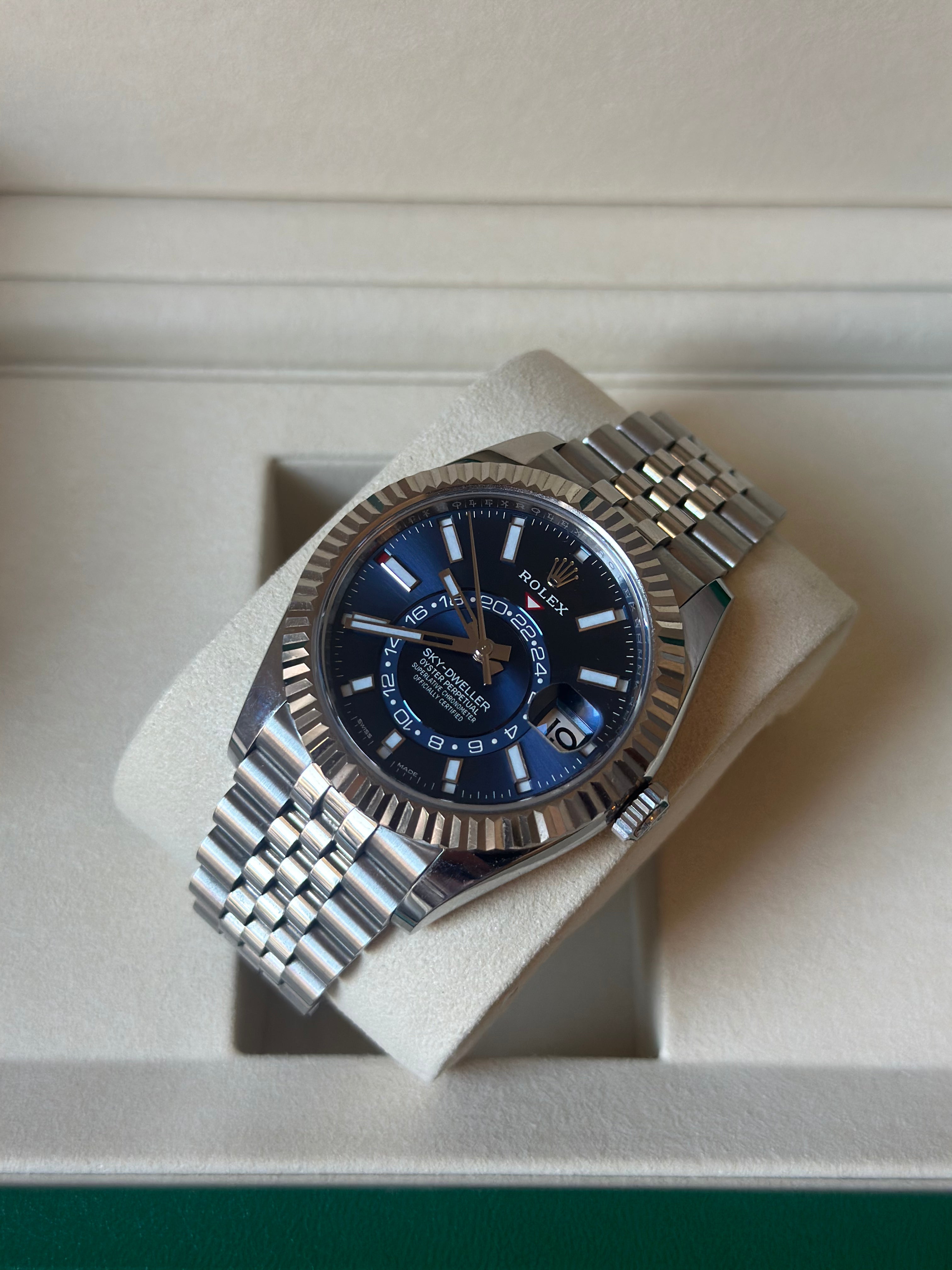 Rolex Skydweller 326934 bleu